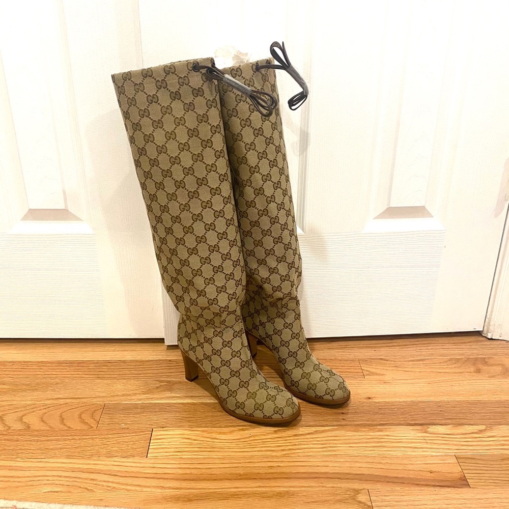 New GUCCI GG canvas mid-heel boot Sz 5.5 - Picture 10 of 16